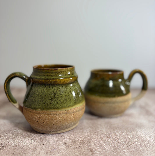 Groovy Ceramic Mug | Speckled Green Glaze (15 fl oz.)