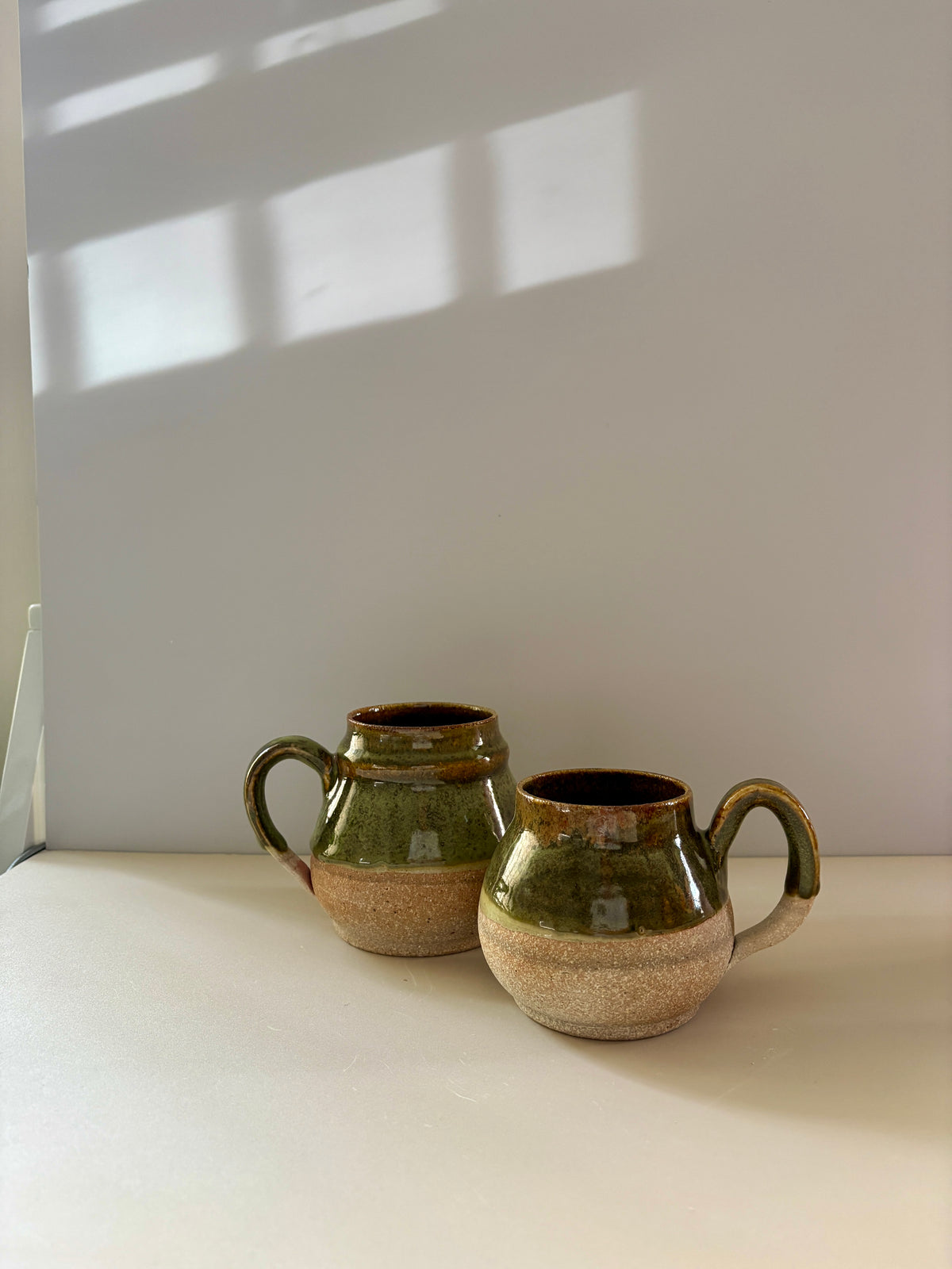 Wavy Ceramic Mug (12 fl oz.) | Speckled Green